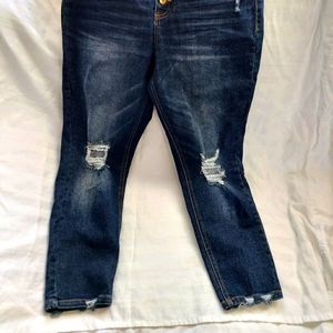 Nobo distressed jeans size 17